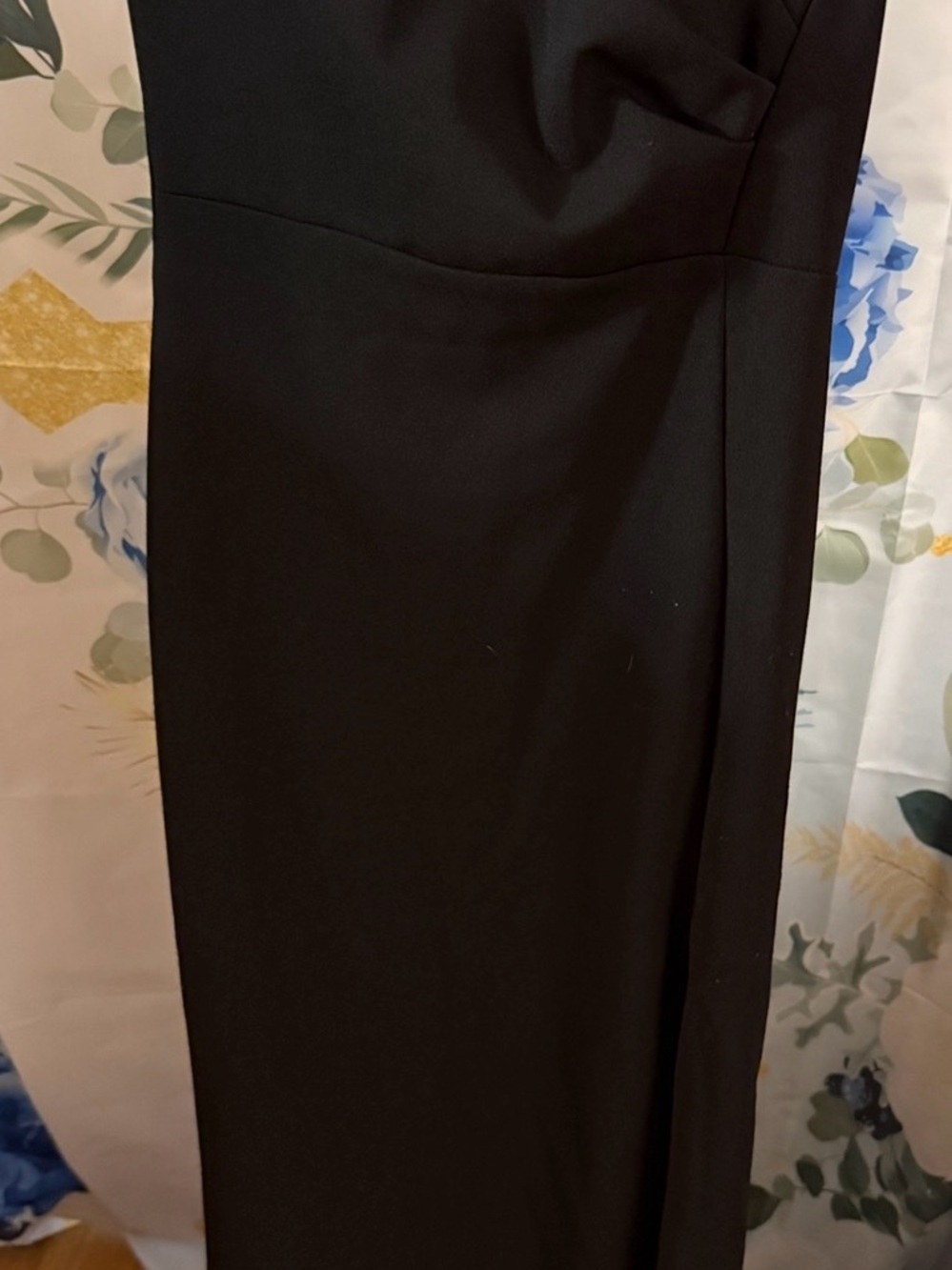 Black Dress Misty Rose